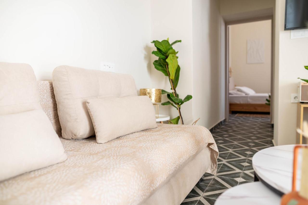 Kosnian City Suites B Kültér fotó