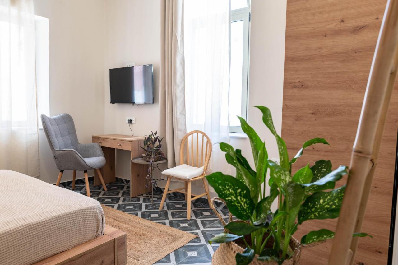 Kosnian City Suites B Kültér fotó