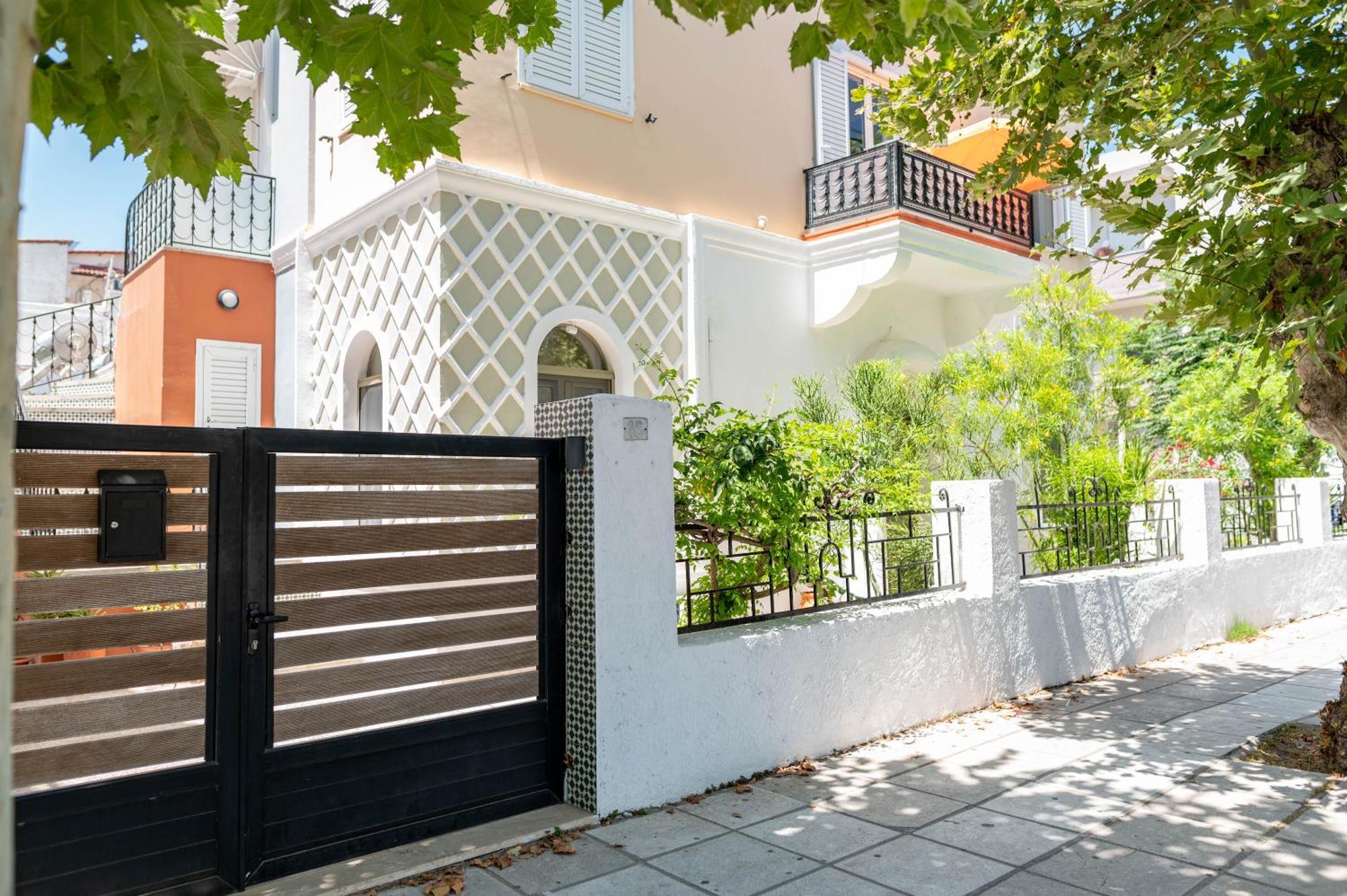 Kosnian City Suites B Kültér fotó