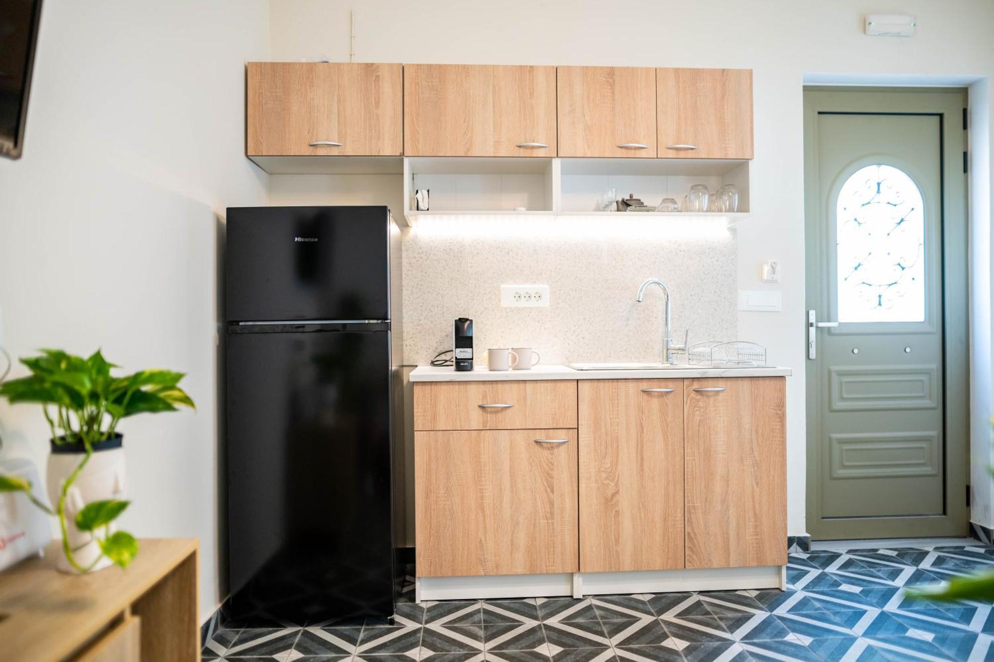 Kosnian City Suites B Kültér fotó